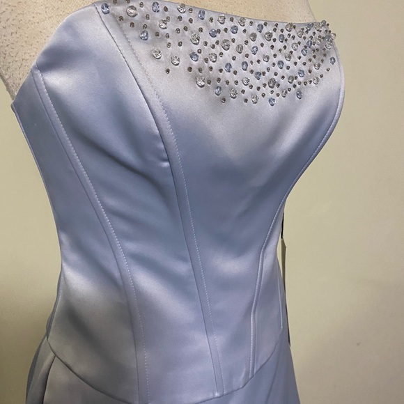 Ice Blue Bridal or Formal Corset Style Gown size 10 - Picture 6 of 13